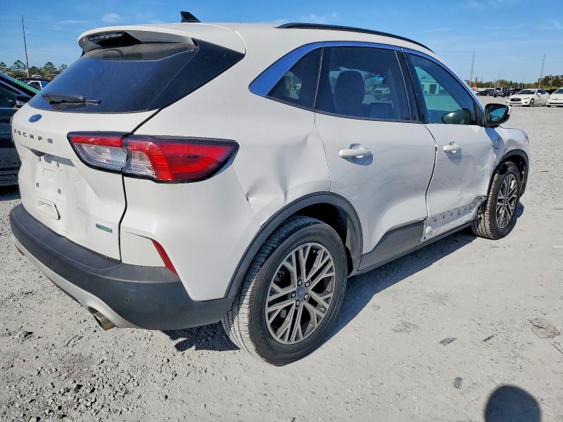 Фото 3 - FORD ESCAPE