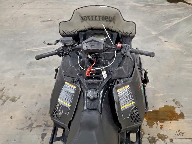 ARCTIC-CAT SNOWMOBILE 2025