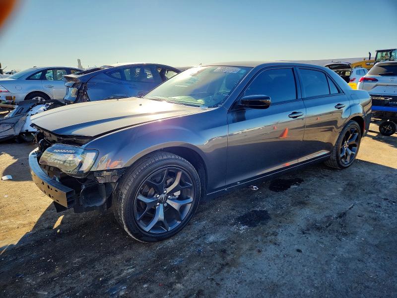 Фото 1 - CHRYSLER 300