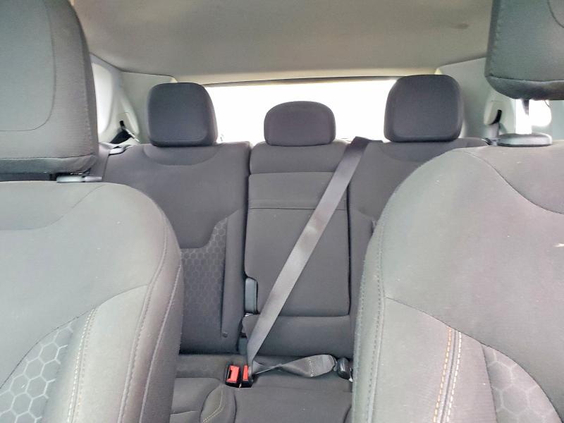 Фото 10 - JEEP COMPASS