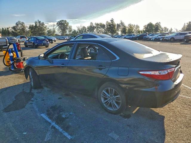 Фото 2 - TOYOTA CAMRY