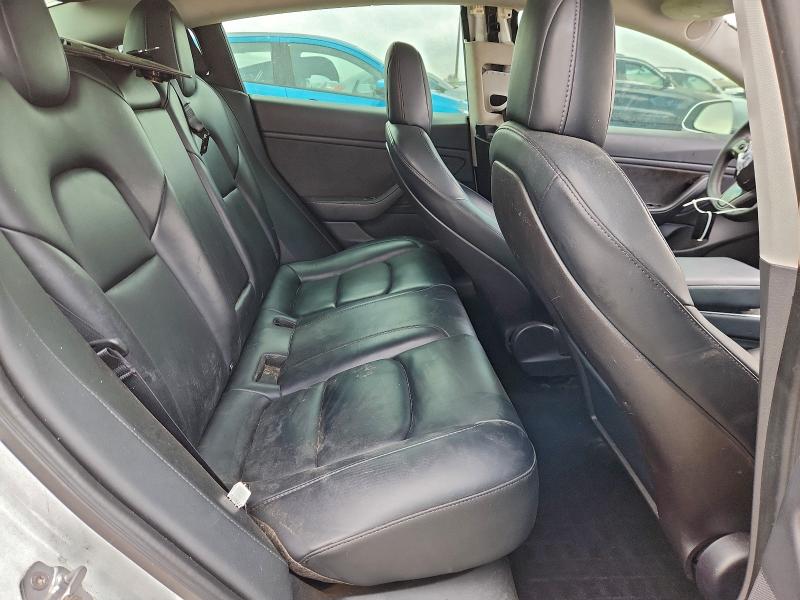 Фото 10 - TESLA MODEL 3