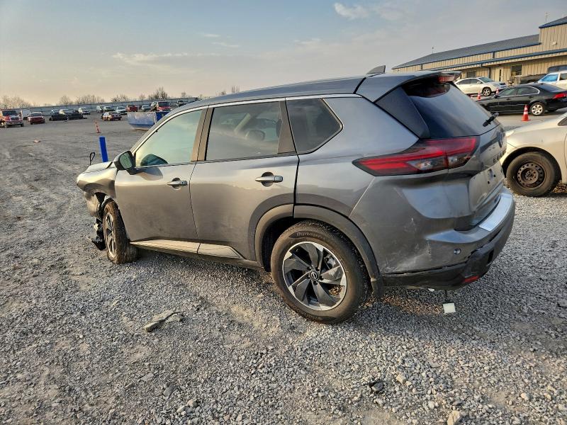 Фото 2 - NISSAN ROGUE