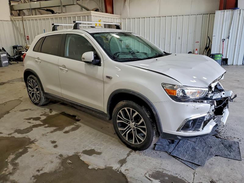 Фото 4 - MITSUBISHI OUTLANDER