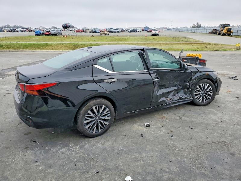 Фото 3 - NISSAN ALTIMA