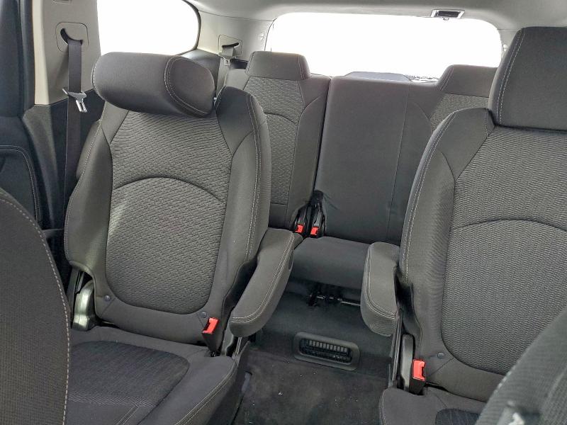 Фото 10 - CHEVROLET TRAVERSE