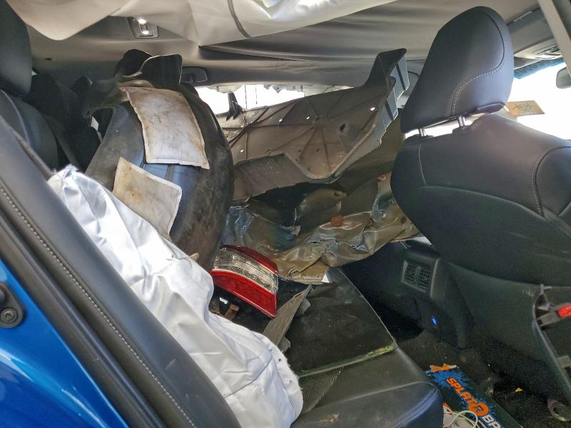 Фото 10 - TOYOTA CAMRY