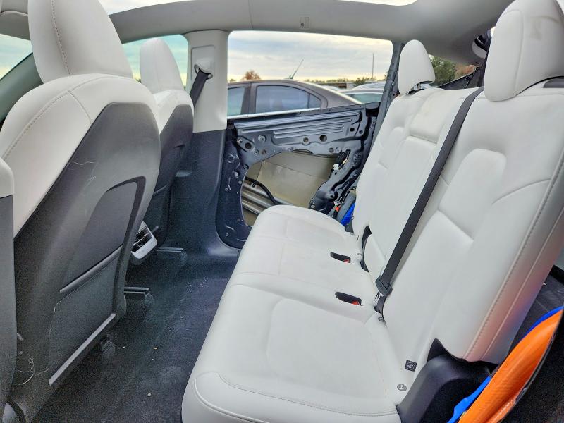 Фото 9 - TESLA MODEL Y