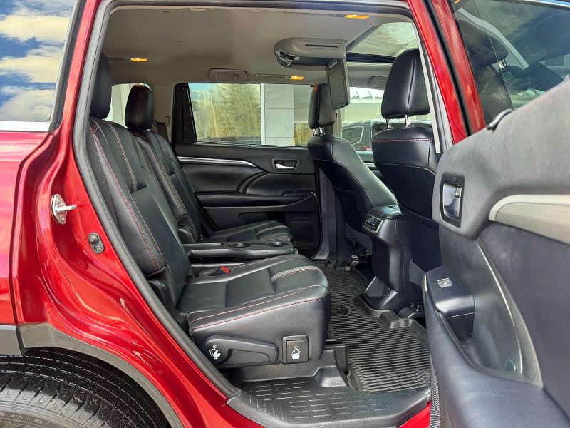 Фото 6 - TOYOTA HIGHLANDER