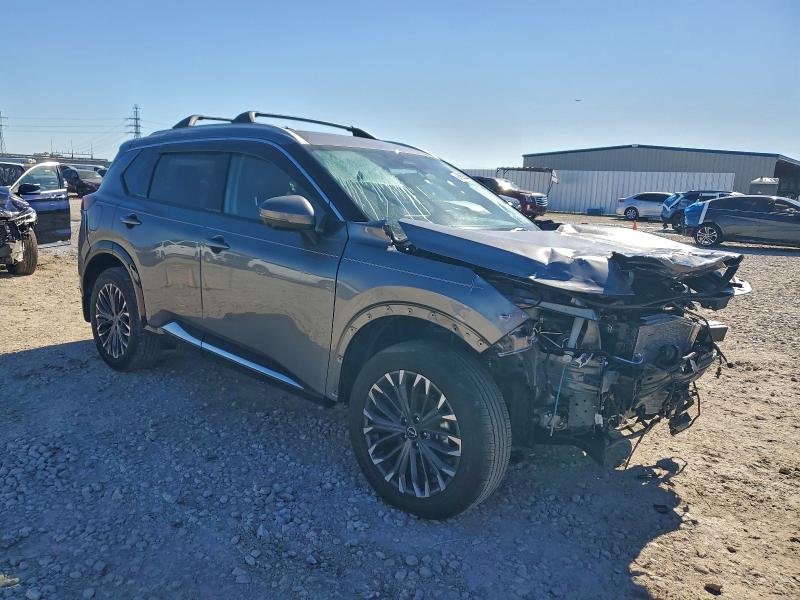 Фото 4 - NISSAN ROGUE