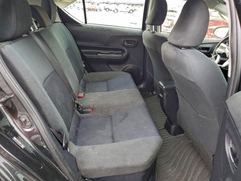 Фото 11 - TOYOTA PRIUS