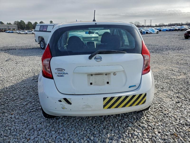 Фото 6 - NISSAN VERSA