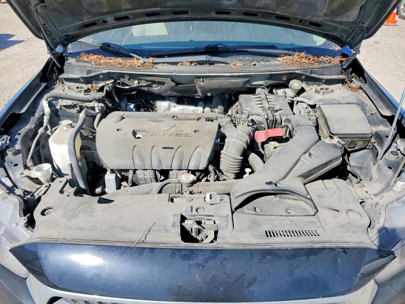 Фото 11 - MITSUBISHI LANCER