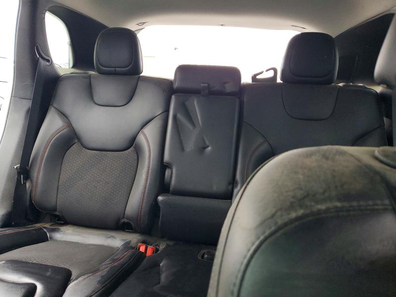 Фото 10 - JEEP CHEROKEE