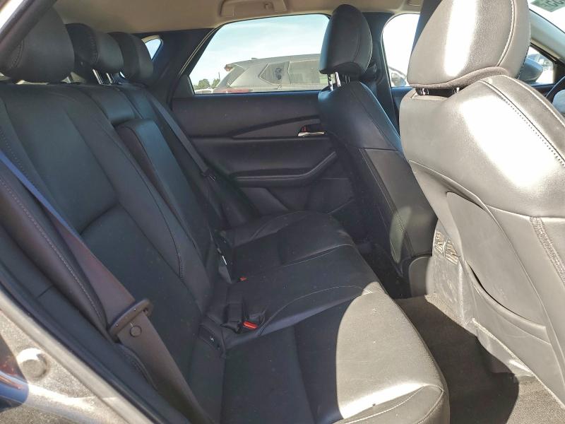 Фото 11 - MAZDA CX30