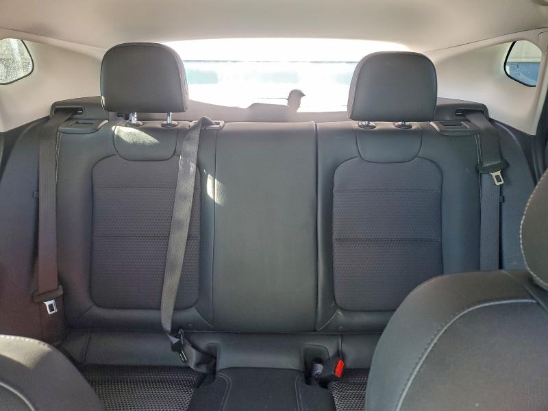 Фото 10 - CHEVROLET TRAX