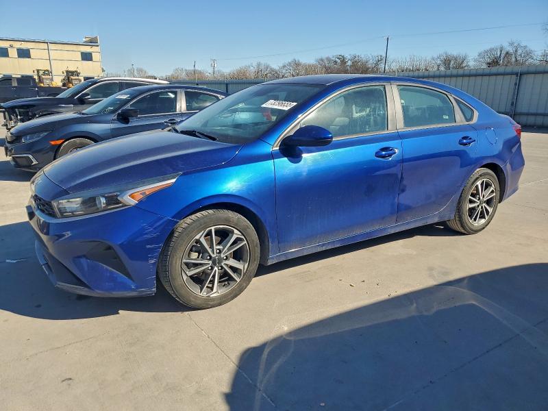 Фото 1 - KIA FORTE