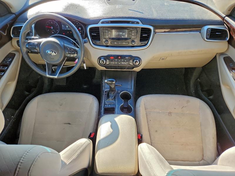 Фото 8 - KIA SORENTO