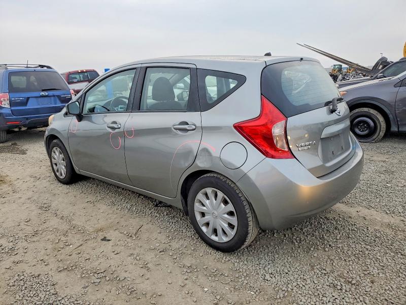 Фото 2 - NISSAN VERSA