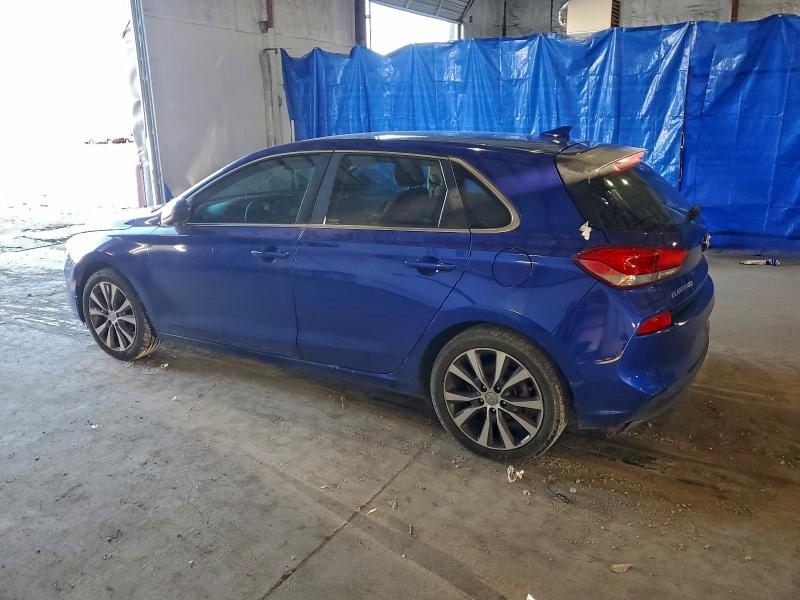 Фото 2 - HYUNDAI ELANTRA