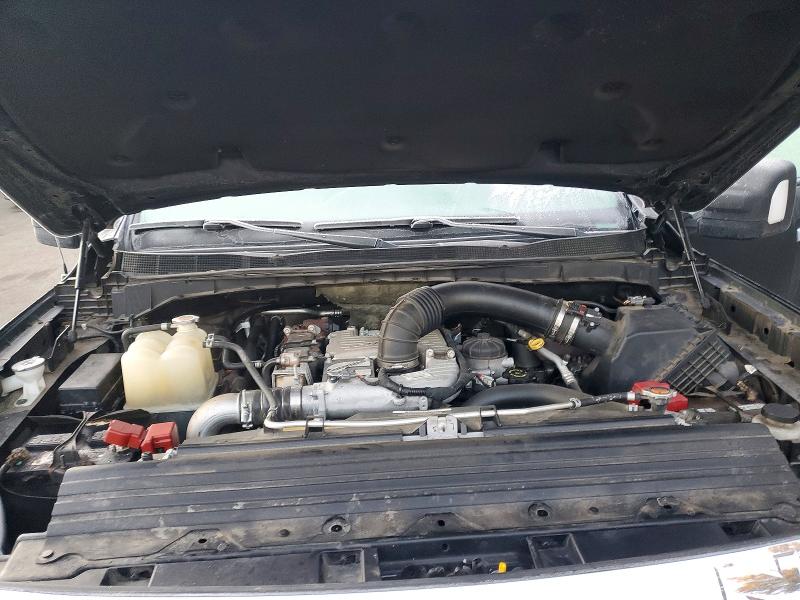 Фото 11 - NISSAN TITAN