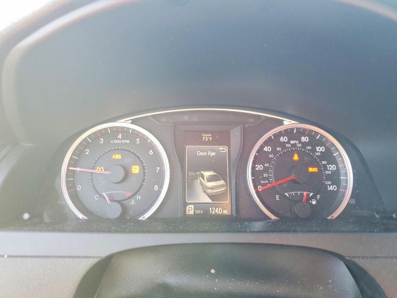 Фото 9 - TOYOTA CAMRY