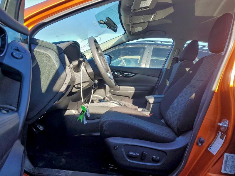 Фото 7 - NISSAN ROGUE