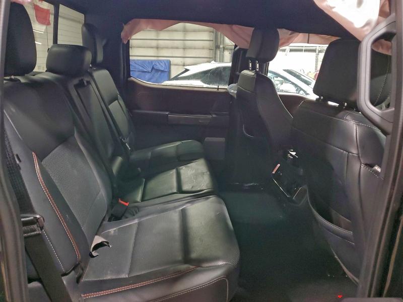 Фото 10 - FORD F-150