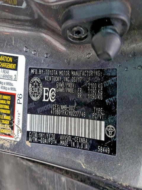 Фото 13 - TOYOTA CAMRY