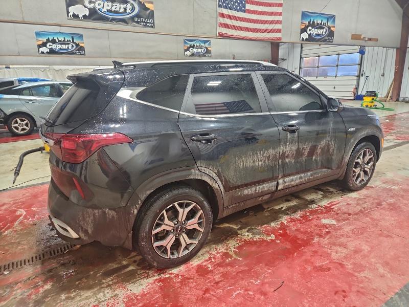 Фото 3 - KIA SELTOS