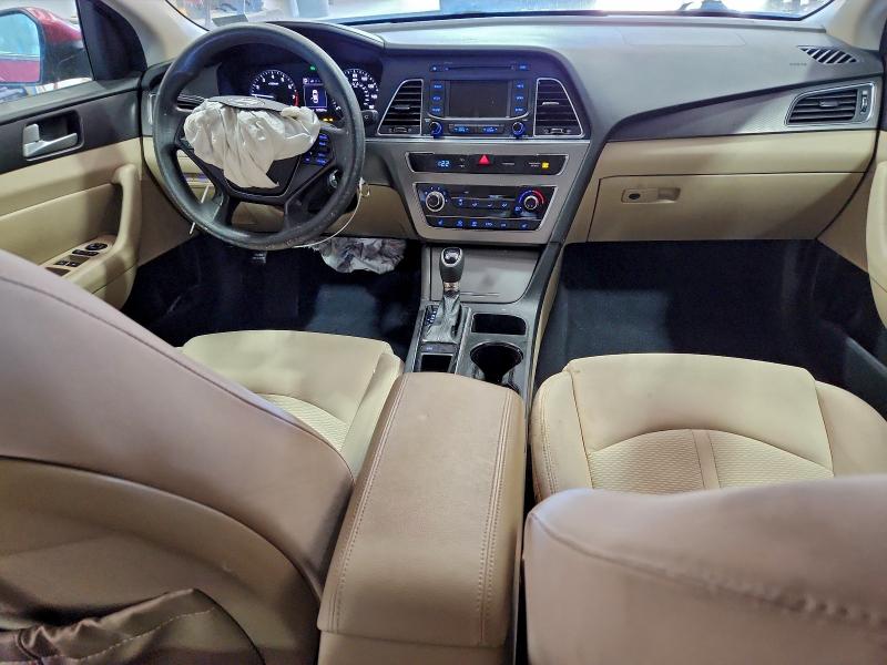 Фото 8 - HYUNDAI SONATA