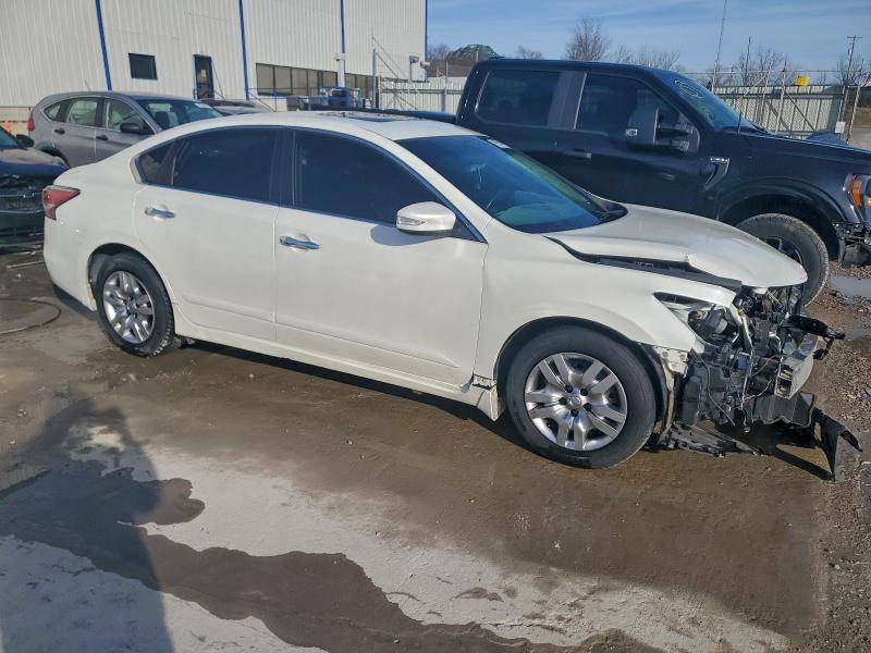 Фото 4 - NISSAN ALTIMA