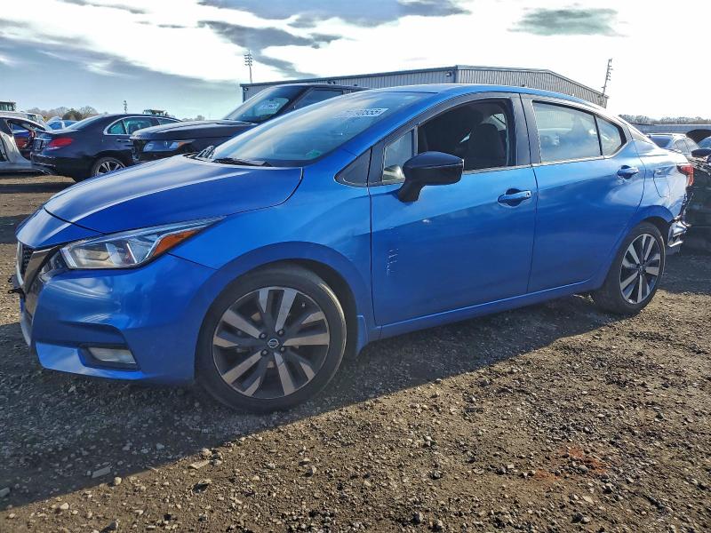 Фото 1 - NISSAN VERSA