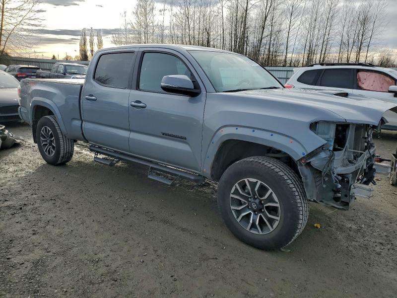 Фото 4 - TOYOTA TACOMA