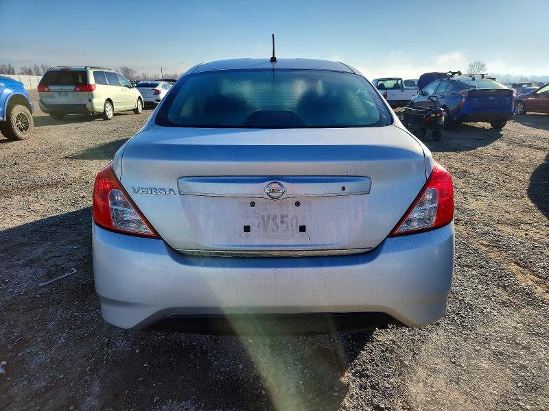 Фото 6 - NISSAN VERSA