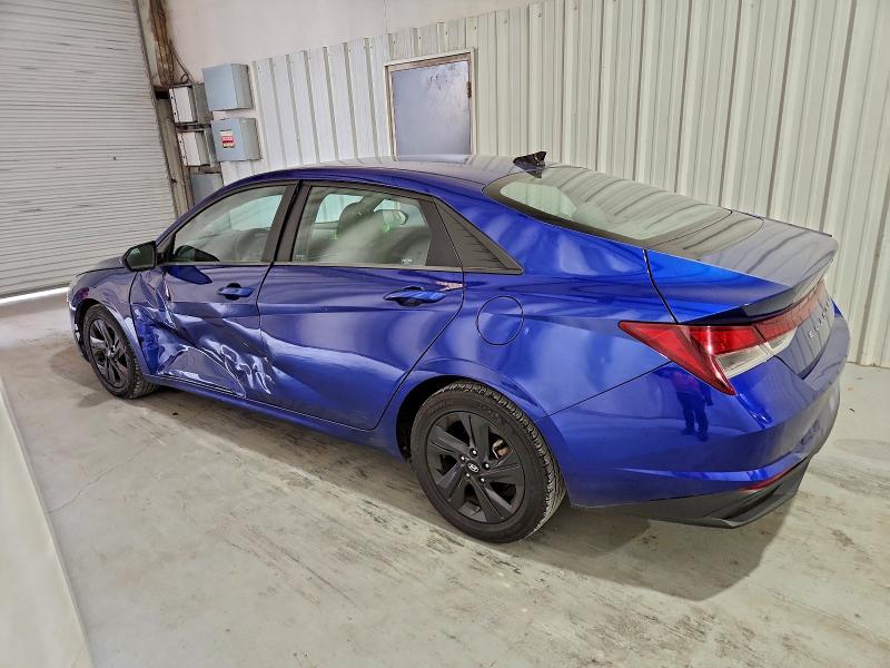 Фото 2 - HYUNDAI ELANTRA