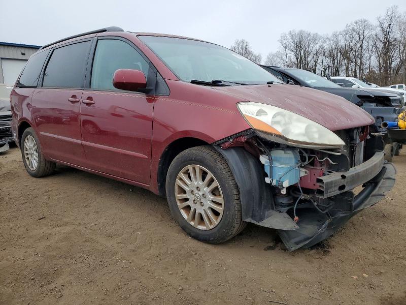 Фото 4 - NISSAN ROGUE