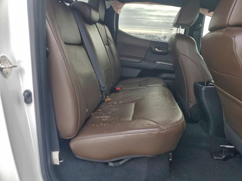 Фото 10 - TOYOTA TACOMA