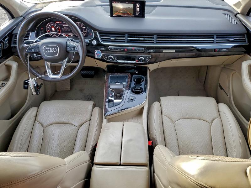 Фото 8 - AUDI Q7