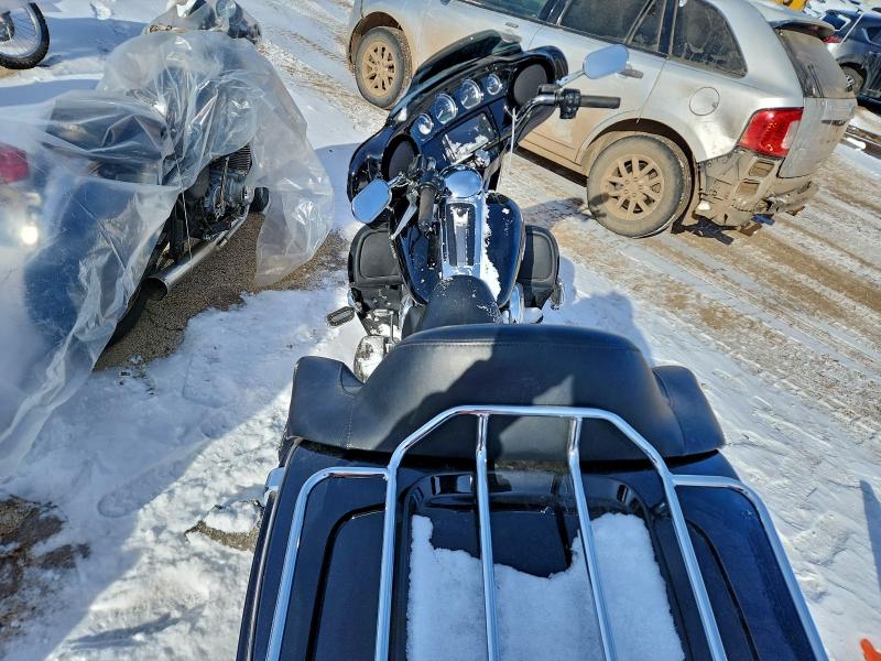 HARLEY-DAVIDSON FL 2014