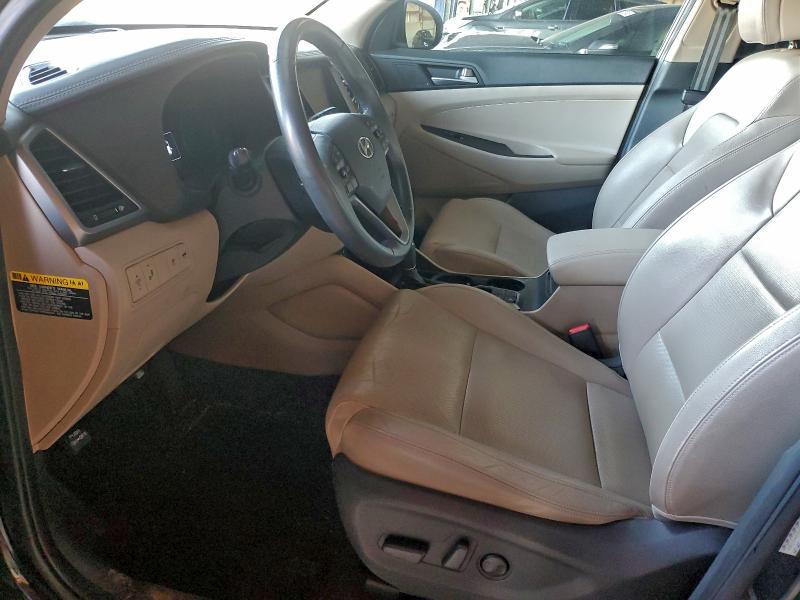 Фото 7 - HYUNDAI TUCSON