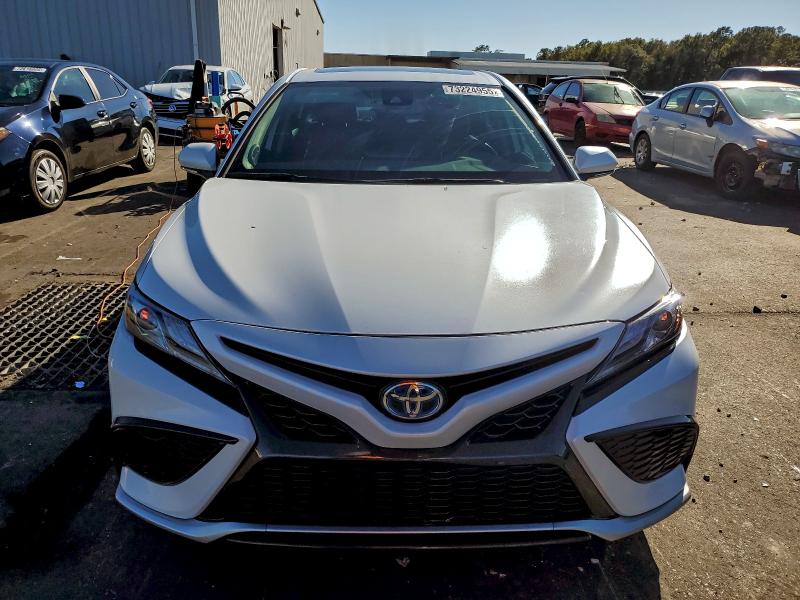 Фото 5 - TOYOTA CAMRY