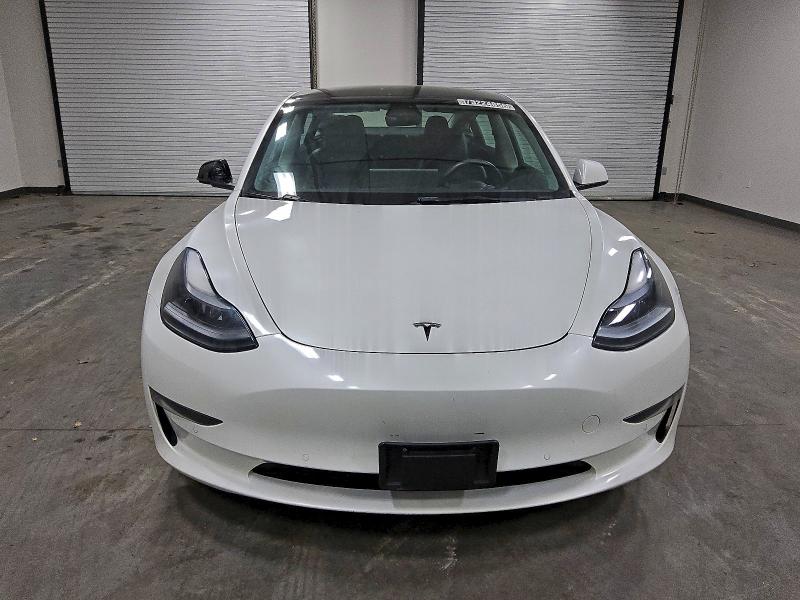 Фото 5 - TESLA MODEL 3