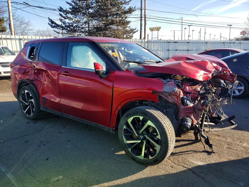 Фото 4 - MITSUBISHI OUTLANDER