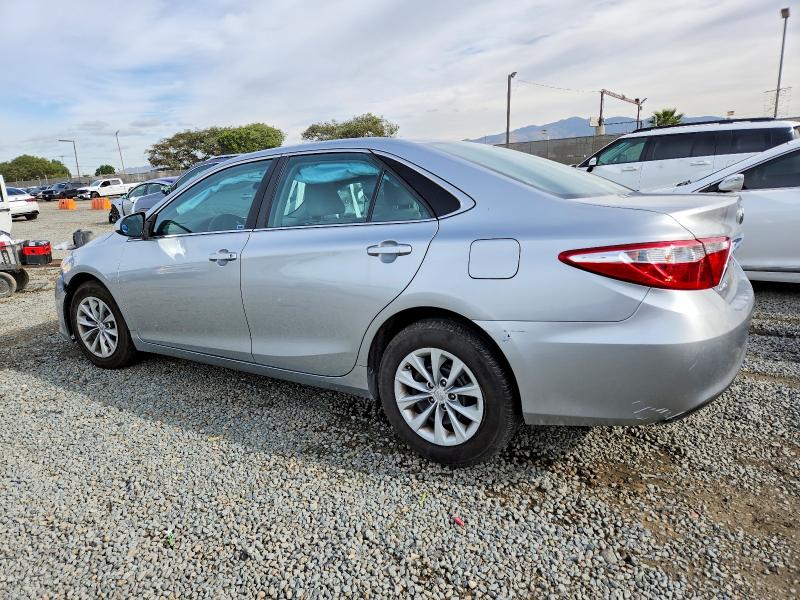 Фото 2 - TOYOTA CAMRY