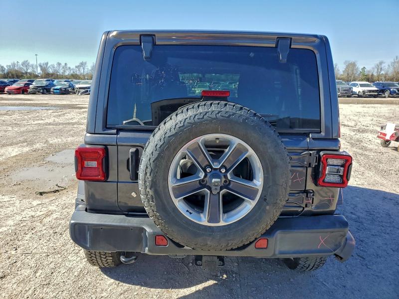 Фото 6 - JEEP WRANGLER