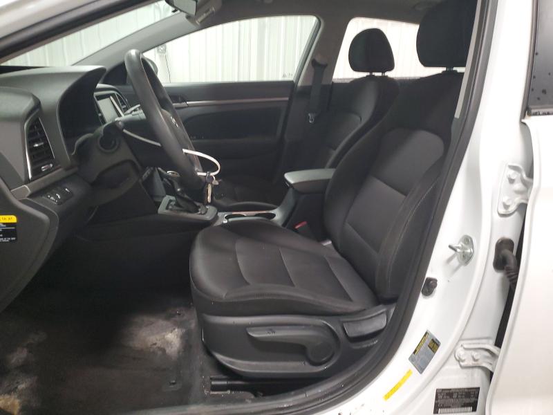 Фото 7 - HYUNDAI ELANTRA