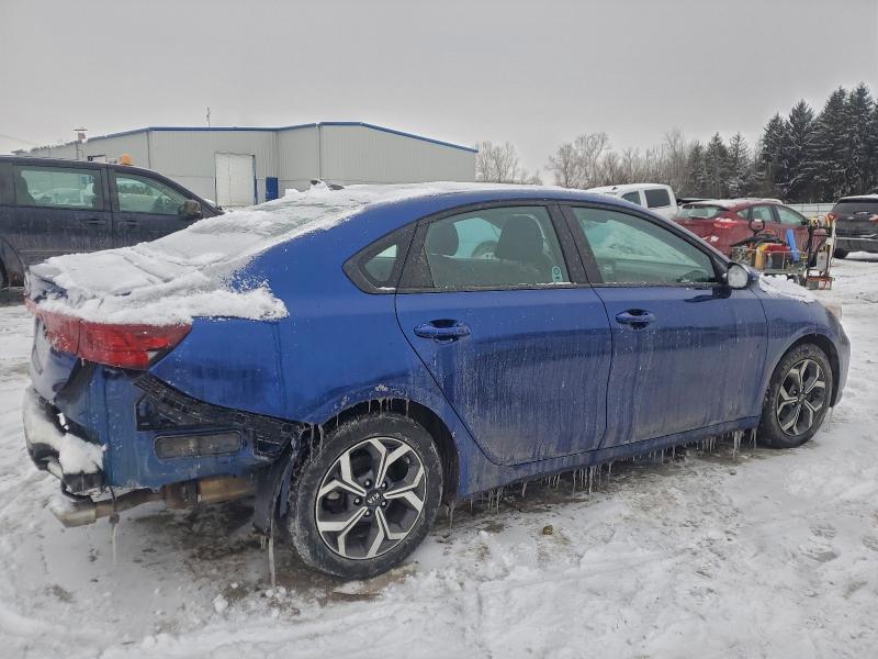 Фото 3 - KIA FORTE