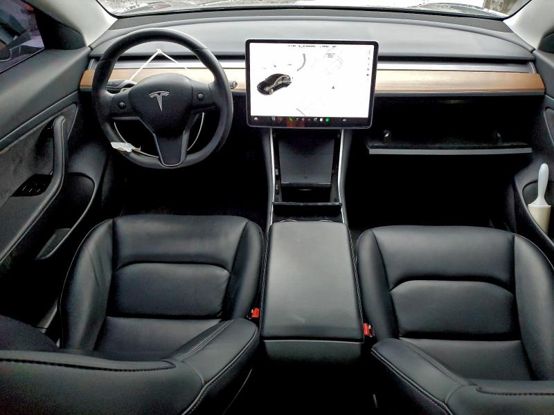 Фото 8 - TESLA MODEL 3