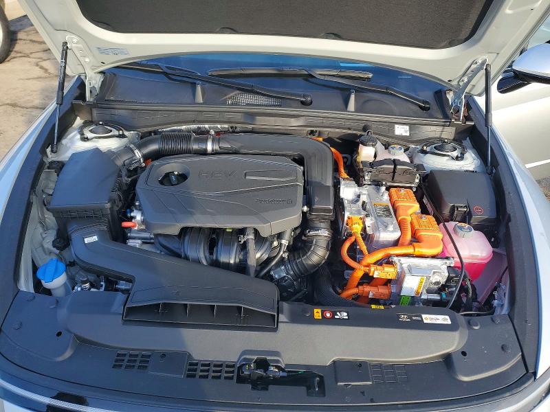 Фото 11 - HYUNDAI SONATA